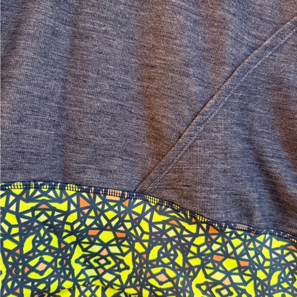 Maaji Sleeveless Swim Wear Hoodie Cover Up Tank Top Size M NWT - Picture 4 of 12